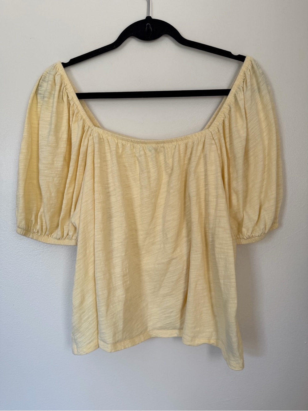 Old Navy Pale Yellow Off-Shoulder Peasant Blouse